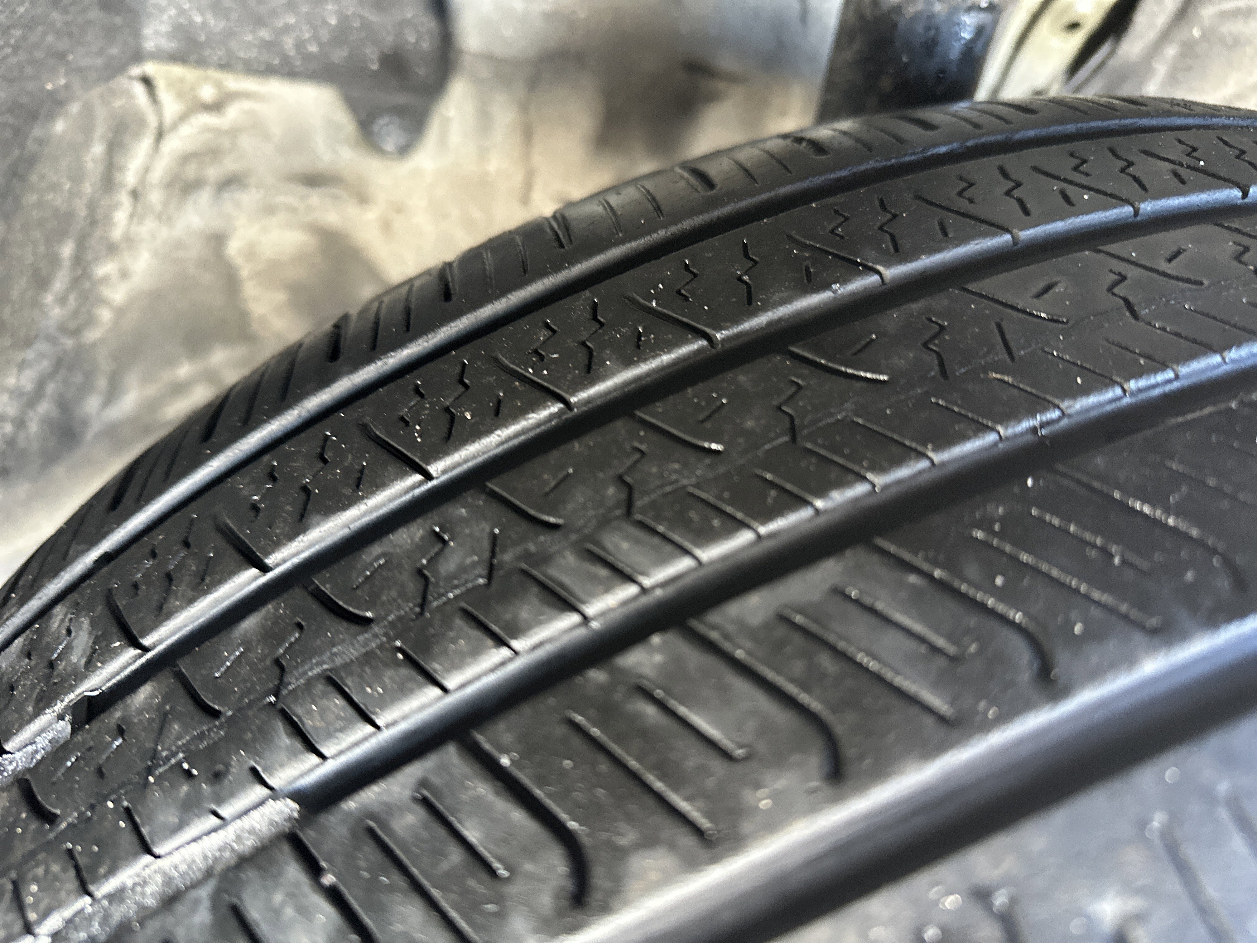 Used 2022 Toyota Highlander XLE image 12