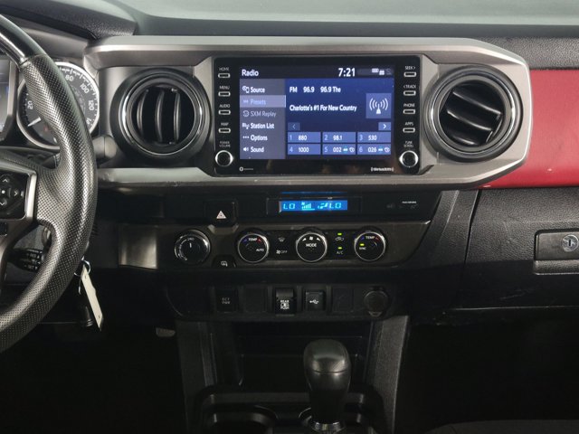 Used 2022 Toyota Tacoma SR5 AWD/4WD image 23
