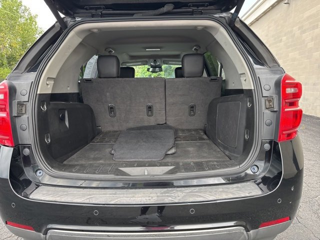 Used 2016 Chevrolet Equinox LTZ w/ Enhanced Convenience Package image 8