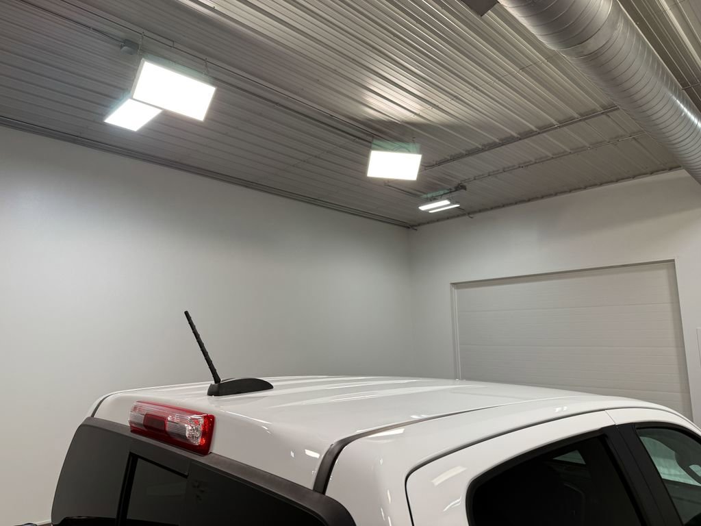 Used 2021 GMC Canyon AT4 image 47