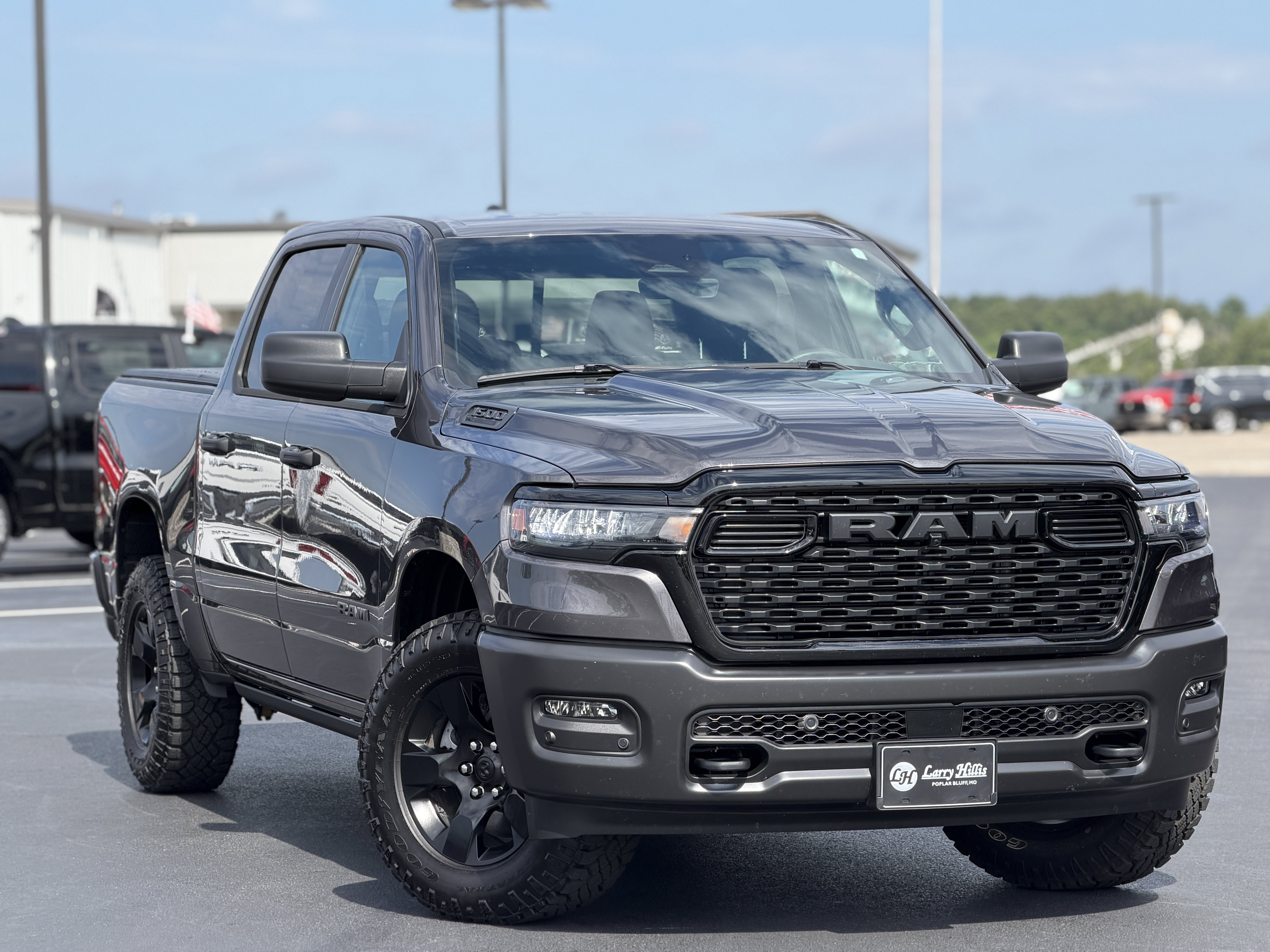 Used 2026 RAM 1500 Warlock AWD/4WD image 3