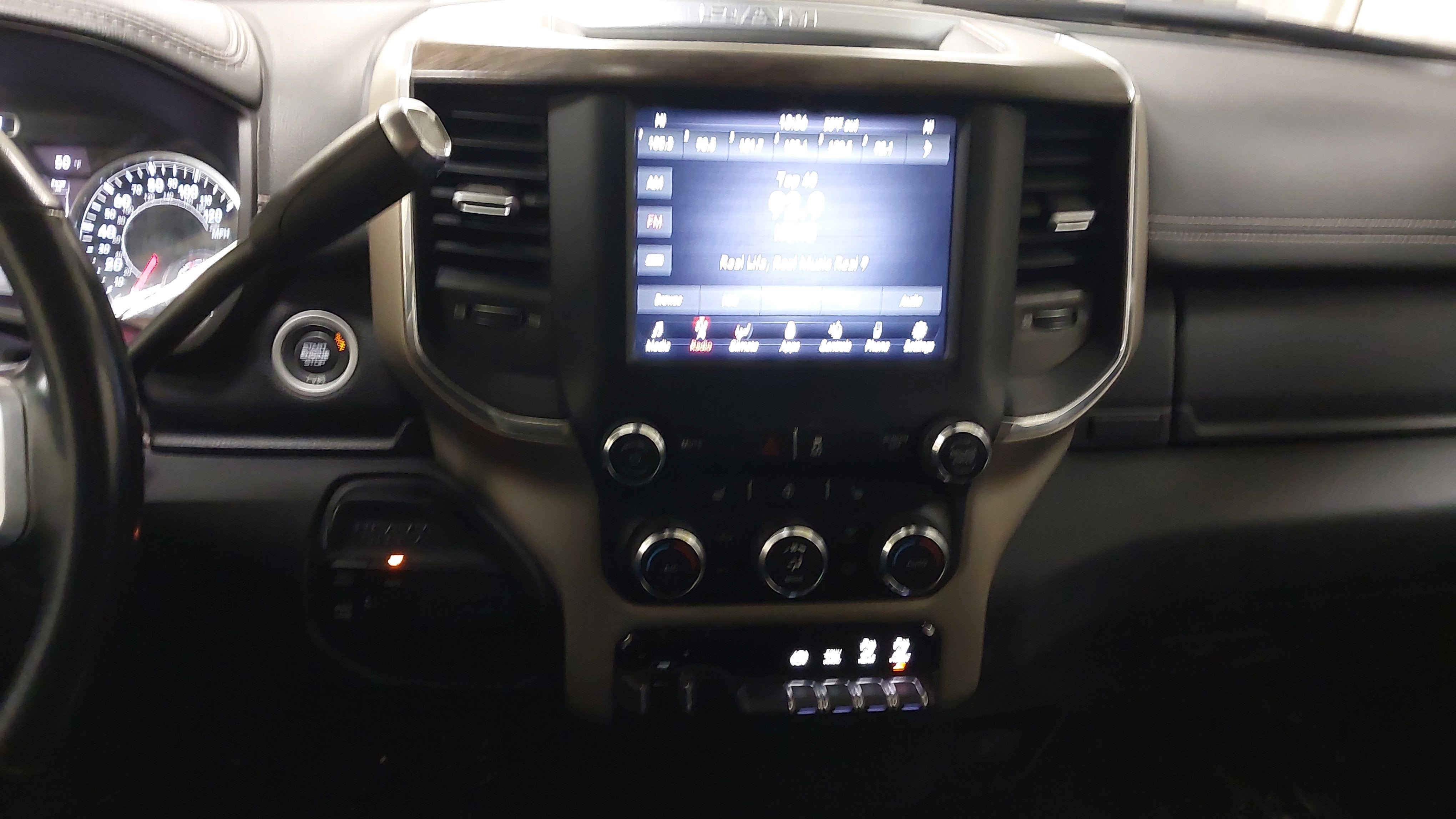 Used 2021 RAM 2500 Laramie AWD/4WD image 20
