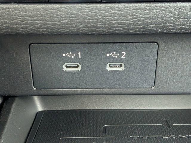 New 2026 Mitsubishi Outlander SE FWD image 28