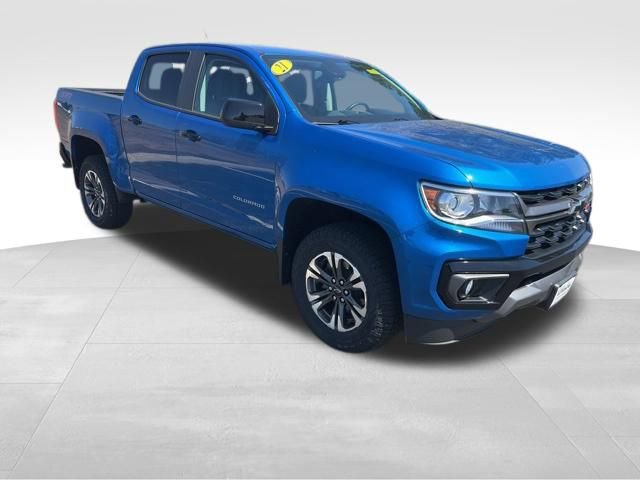 Used 2021 Chevrolet Colorado Z71 w/ Safety Package AWD/4WD image 3