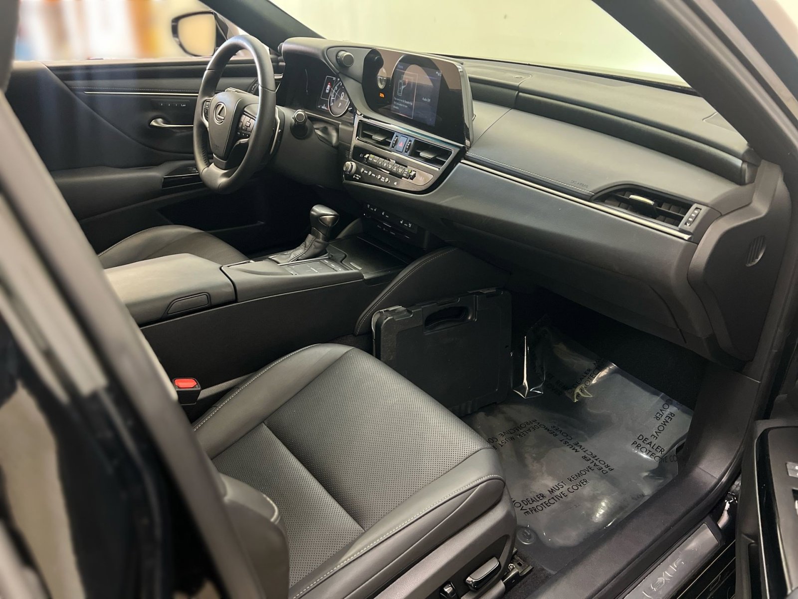 Used 2022 Lexus ES 350 350 w/ Premium Package image 24