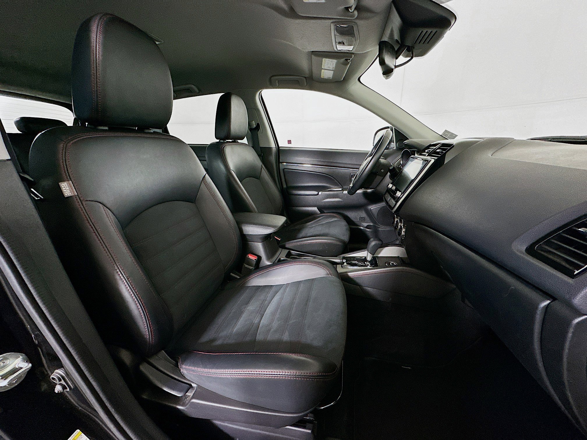 Used 2024 Mitsubishi Outlander Sport AWD image 30