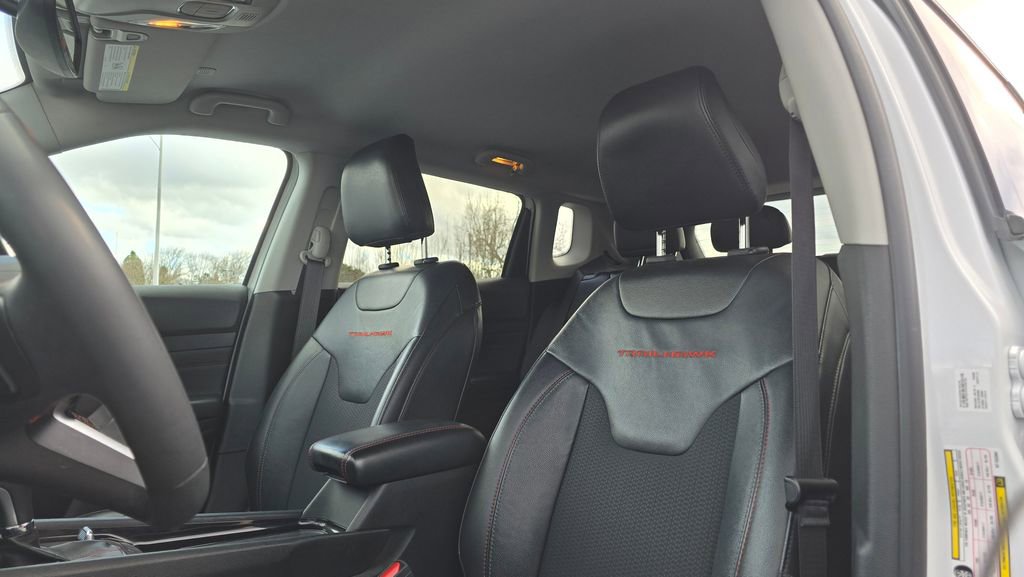 Used 2022 Jeep Compass Trailhawk image 21