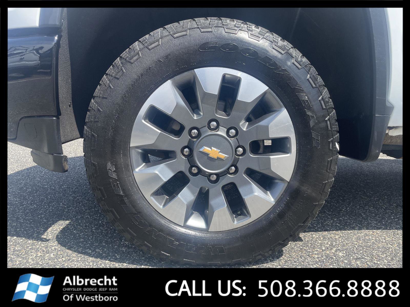 Used 2023 Chevrolet Silverado 2500 Custom w/ Custom Value Package image 27