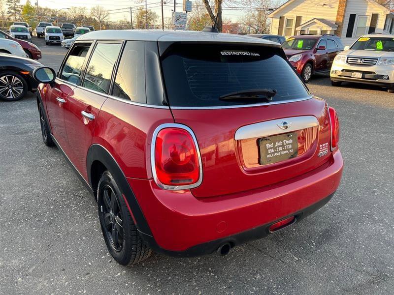 Used 2015 MINI Cooper 4-Door Hardtop FWD image 3