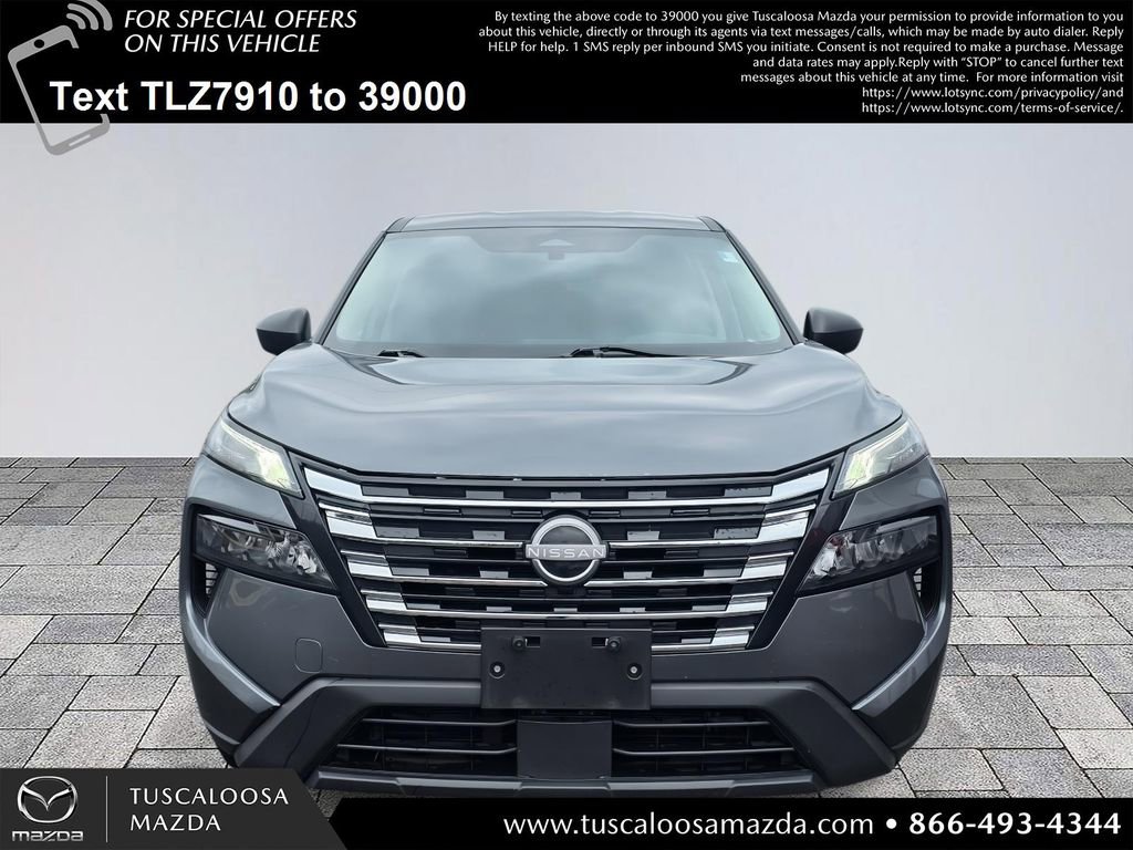 Used 2024 Nissan Rogue S image 2