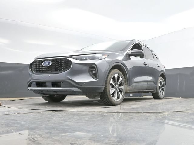 Used 2024 Ford Escape Platinum AWD/4WD image 50