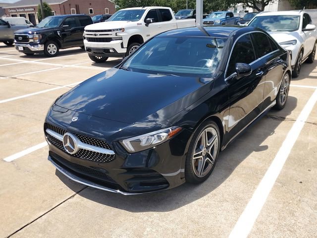 Used 2021 Mercedes-Benz A 220 4MATIC w/ AMG Line image 11