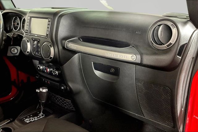Used 2015 Jeep Wrangler Unlimited Sport w/ Quick Order Package 24S AWD/4WD image 23