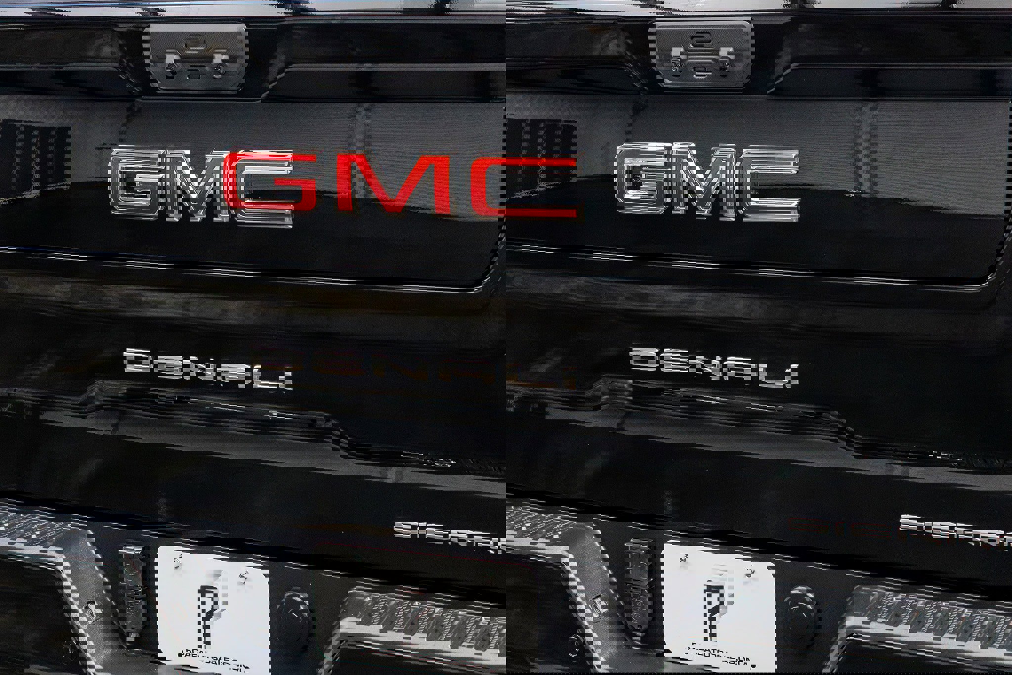 Used 2024 GMC Sierra 1500 Denali w/ Denali Reserve Package image 21