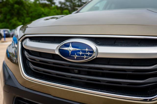Used 2020 Subaru Outback Touring w/ Popular Package #2 AWD/4WD image 13