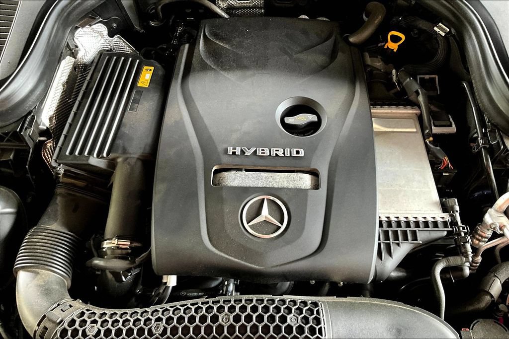 Used 2018 Mercedes-Benz GLC 350e 4MATIC image 31