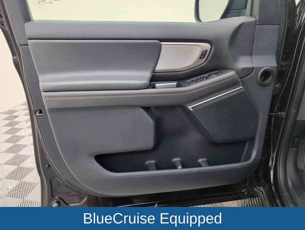 Certified 2025 Ford Expedition Active RWD image 35