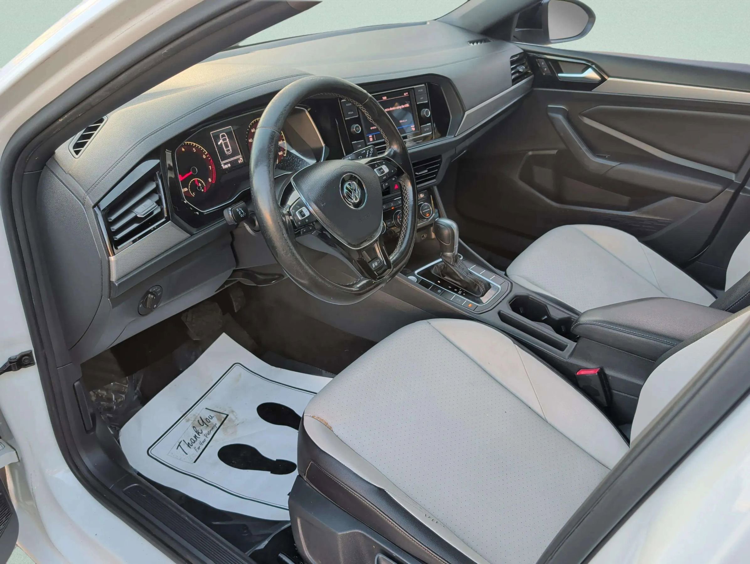 Used 2019 Volkswagen Jetta R-Line FWD image 28