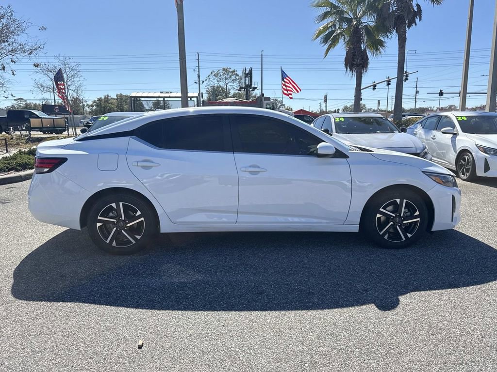 Used 2024 Nissan Sentra SV image 2