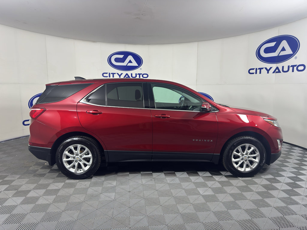Used 2018 Chevrolet Equinox LT AWD/4WD image 2
