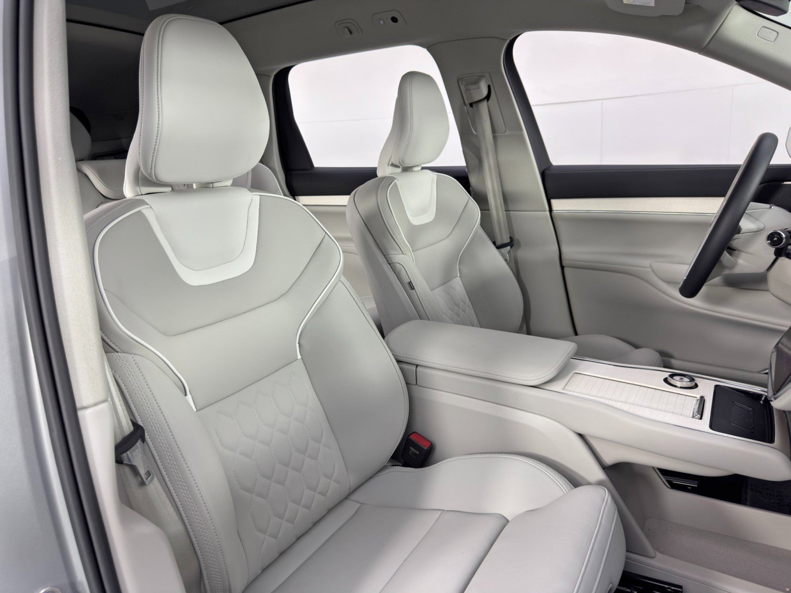 Used 2025 Volvo EX90 Ultra image 35