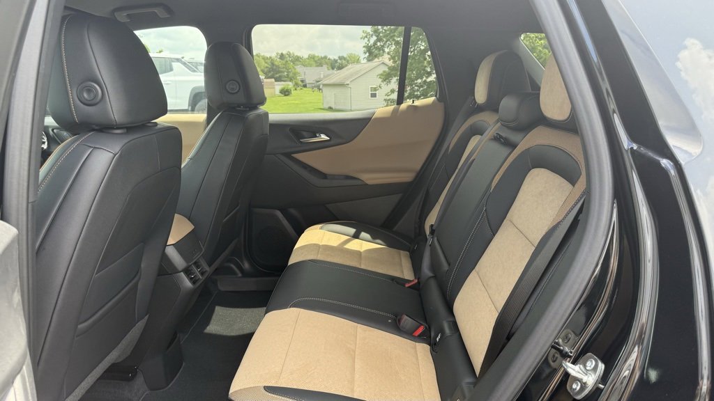 New 2026 Chevrolet Equinox ACTIV w/ Safety and Technology Package image 15