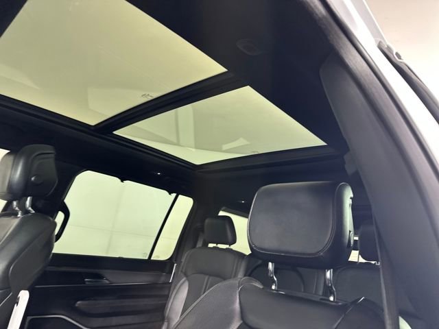 Used 2023 Jeep Wagoneer Series II w/ Convenience Group I image 11