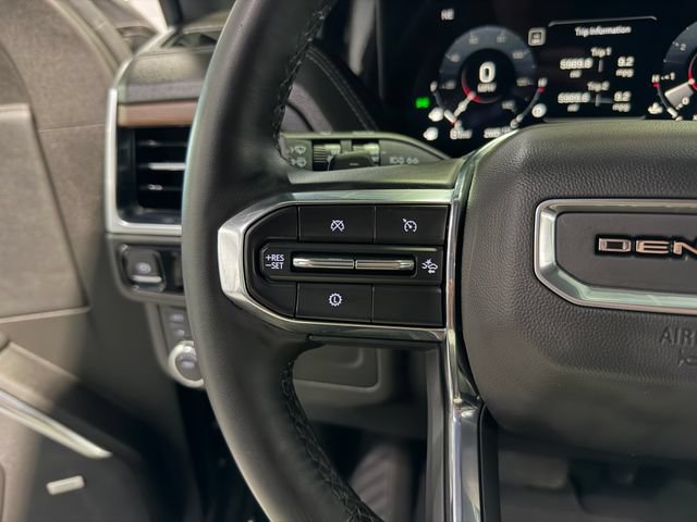 Used 2025 GMC Yukon Denali AWD/4WD image 18