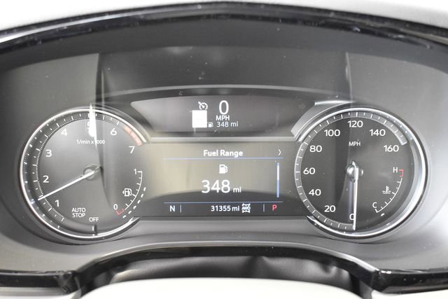 Used 2022 Cadillac XT5 Premium Luxury w/ LPO, Floor Liner Package image 23