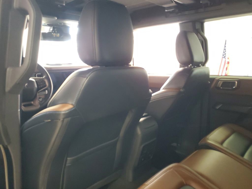 Used 2024 Ford Bronco Outer Banks image 8