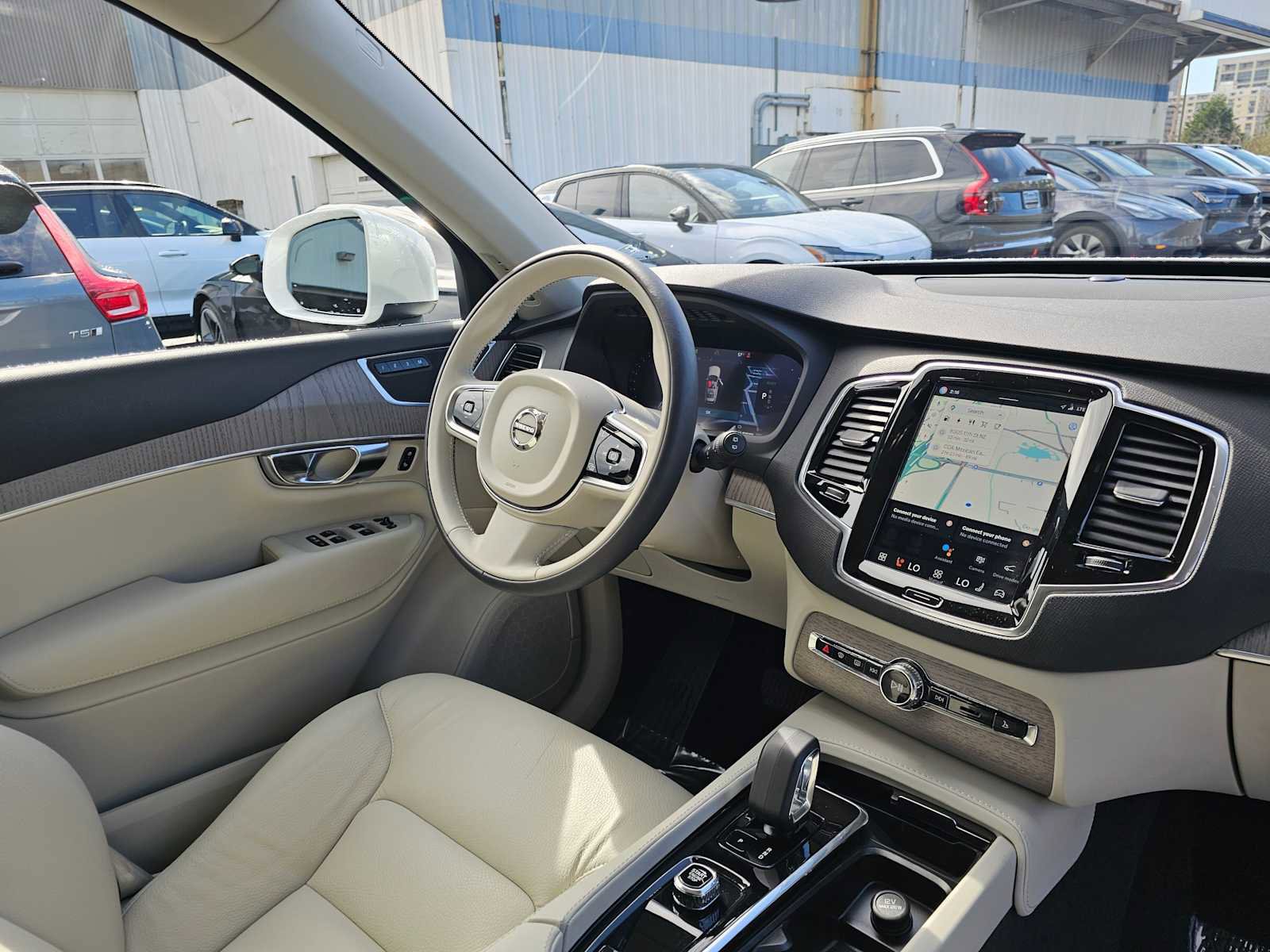 Used 2025 Volvo XC90 T8 Plus w/ Protection Package Premier image 12