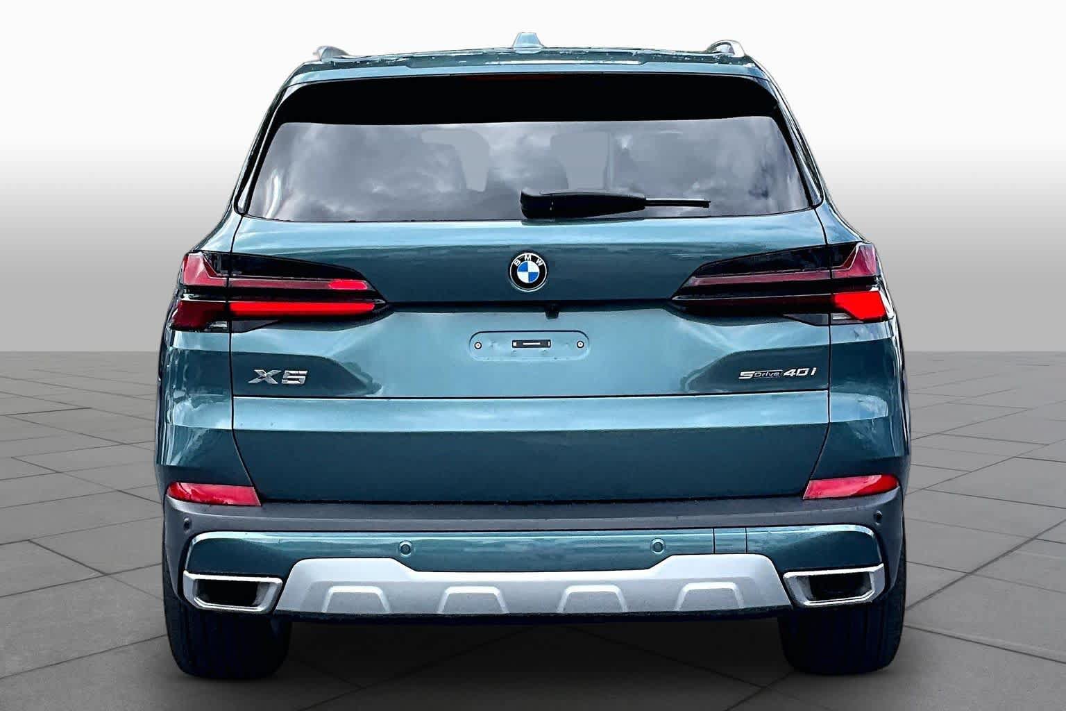 Used 2025 BMW X5 sDrive40i w/ Climate Comfort Package RWD image 5