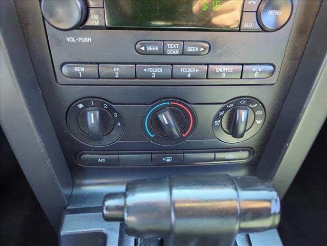 Used 2007 Ford Mustang Deluxe image 22