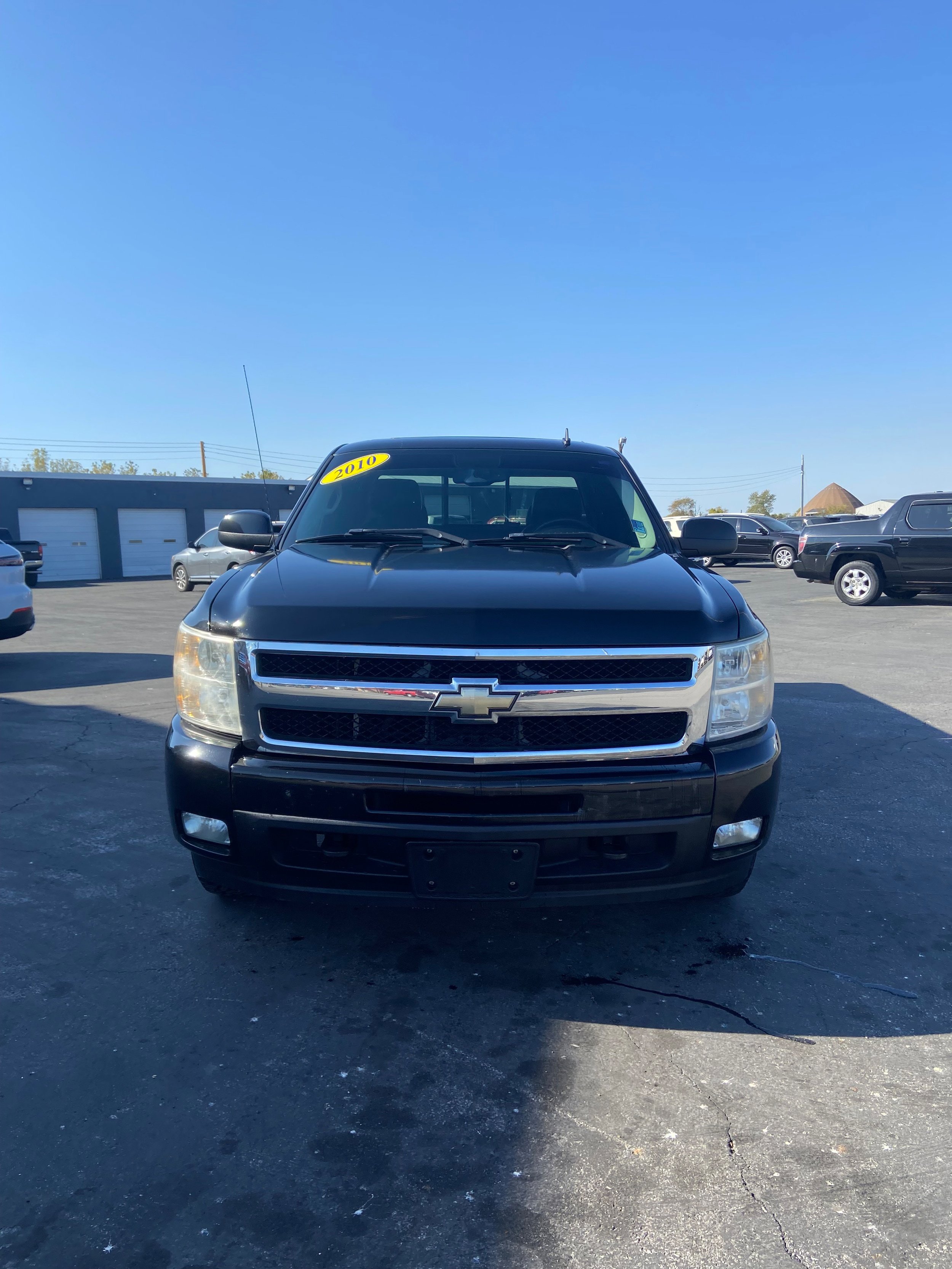 Used 2010 Chevrolet Silverado 1500 LTZ w/ Convenience Package image 2