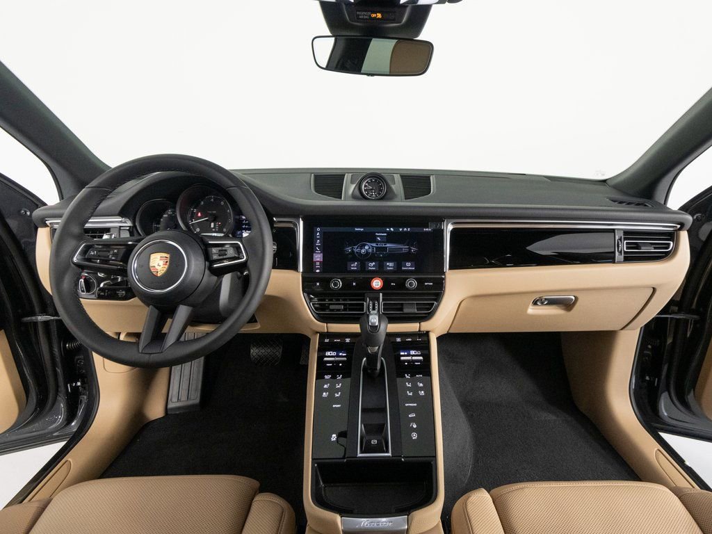 New 2026 Porsche Macan image 26