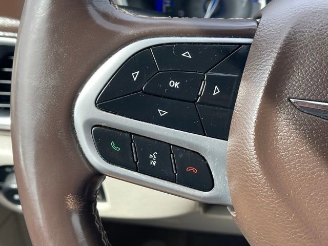 Used 2017 Chrysler Pacifica Touring-L Plus image 8