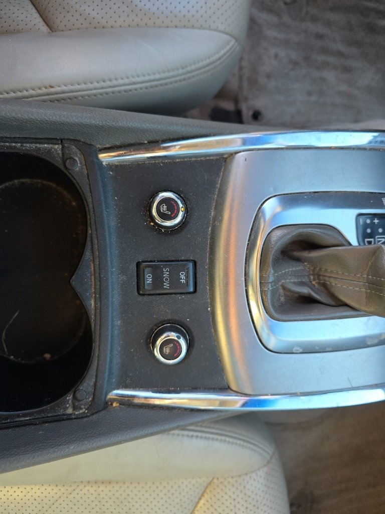 Used 2010 INFINITI G37 x w/ Premium Pkg image 20