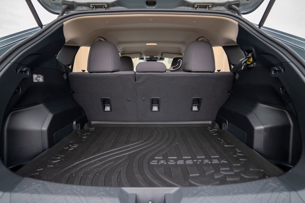 Used 2024 Subaru Crosstrek 2.0i Premium image 38