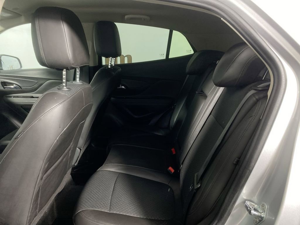 Used 2022 Buick Encore Preferred w/ Safety Package image 21