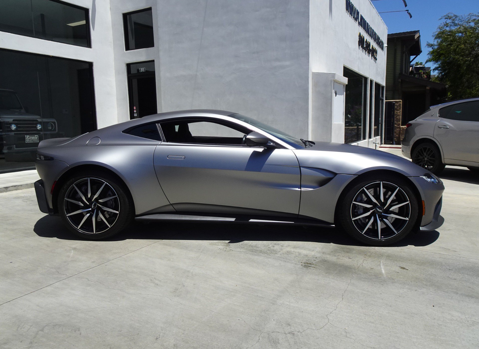 Used 2020 Aston Martin V8 Vantage Coupe RWD image 7