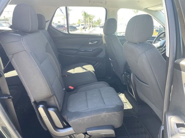 Used 2021 Chevrolet Traverse LT image 26