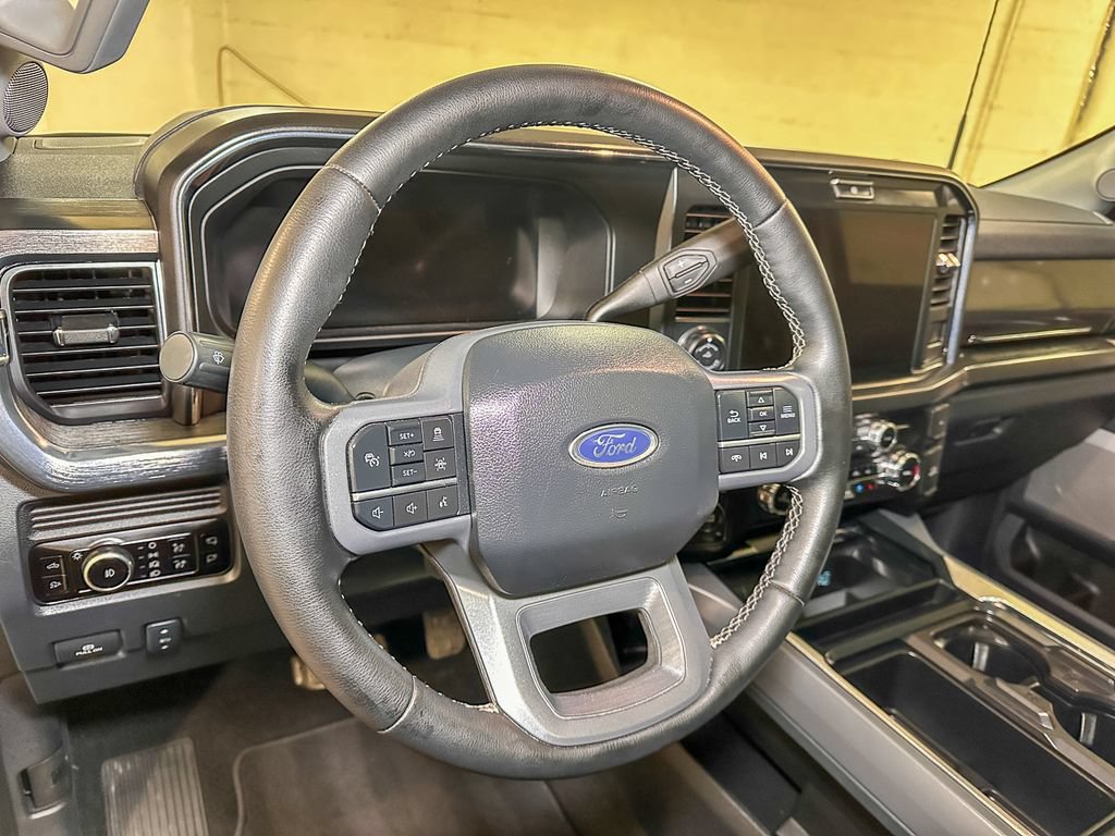 Certified 2025 Ford F250 Lariat w/ Lariat Ultimate Package AWD/4WD image 26