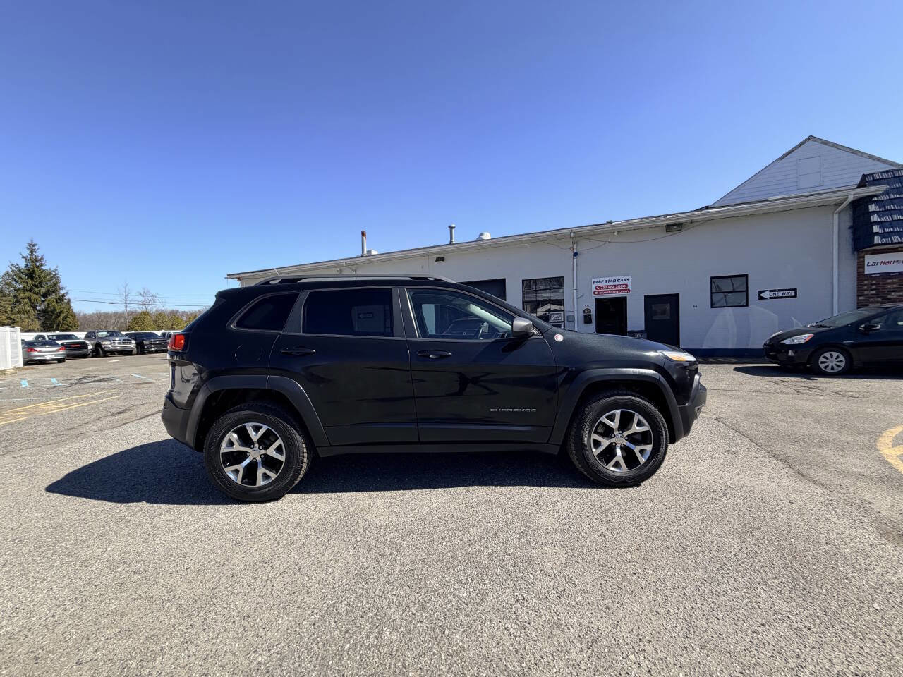 Used 2014 Jeep Cherokee Trailhawk w/ Leather Interior Group image 49