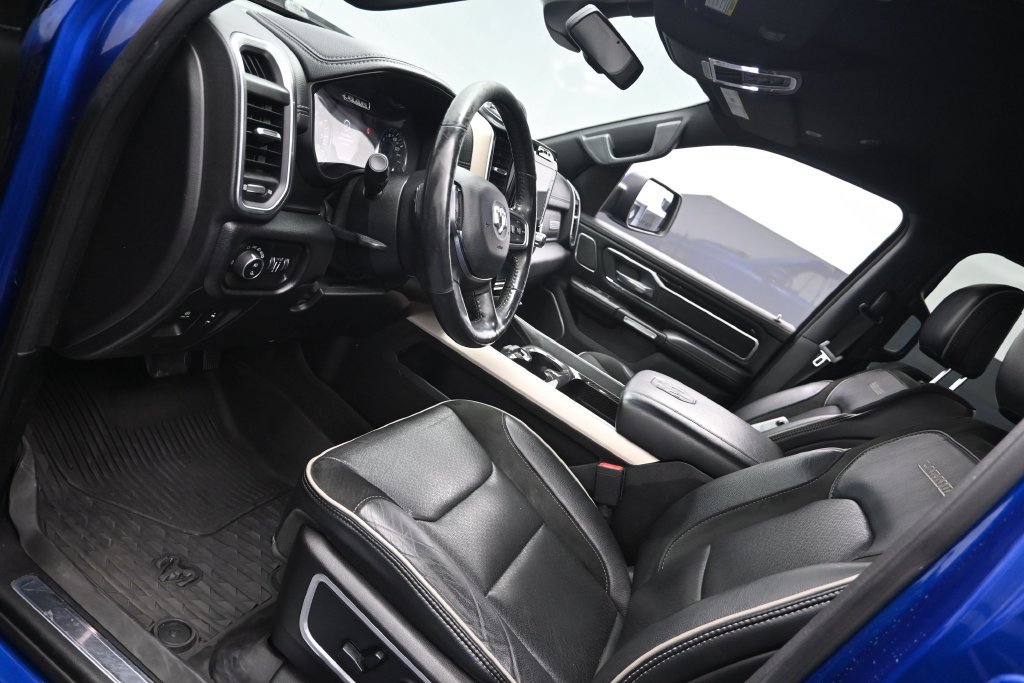 Used 2019 RAM 1500 Laramie RWD image 16