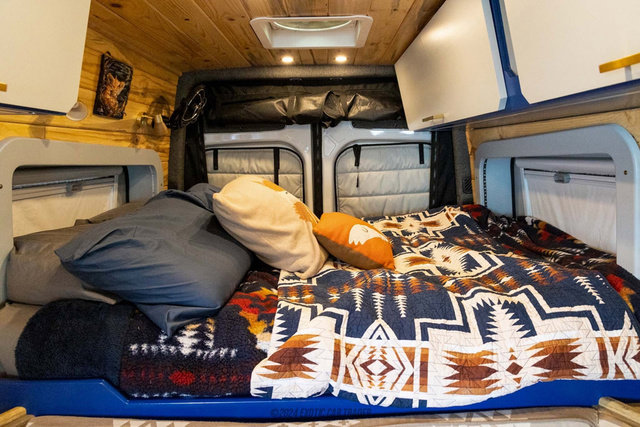 Used 2021 Mercedes-Benz Sprinter 2500 image 53