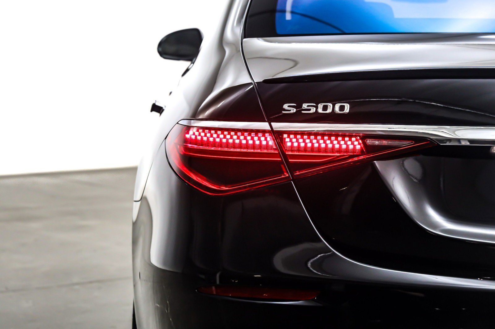 Certified 2023 Mercedes-Benz S 500 S 500 4MATIC Sedan image 20