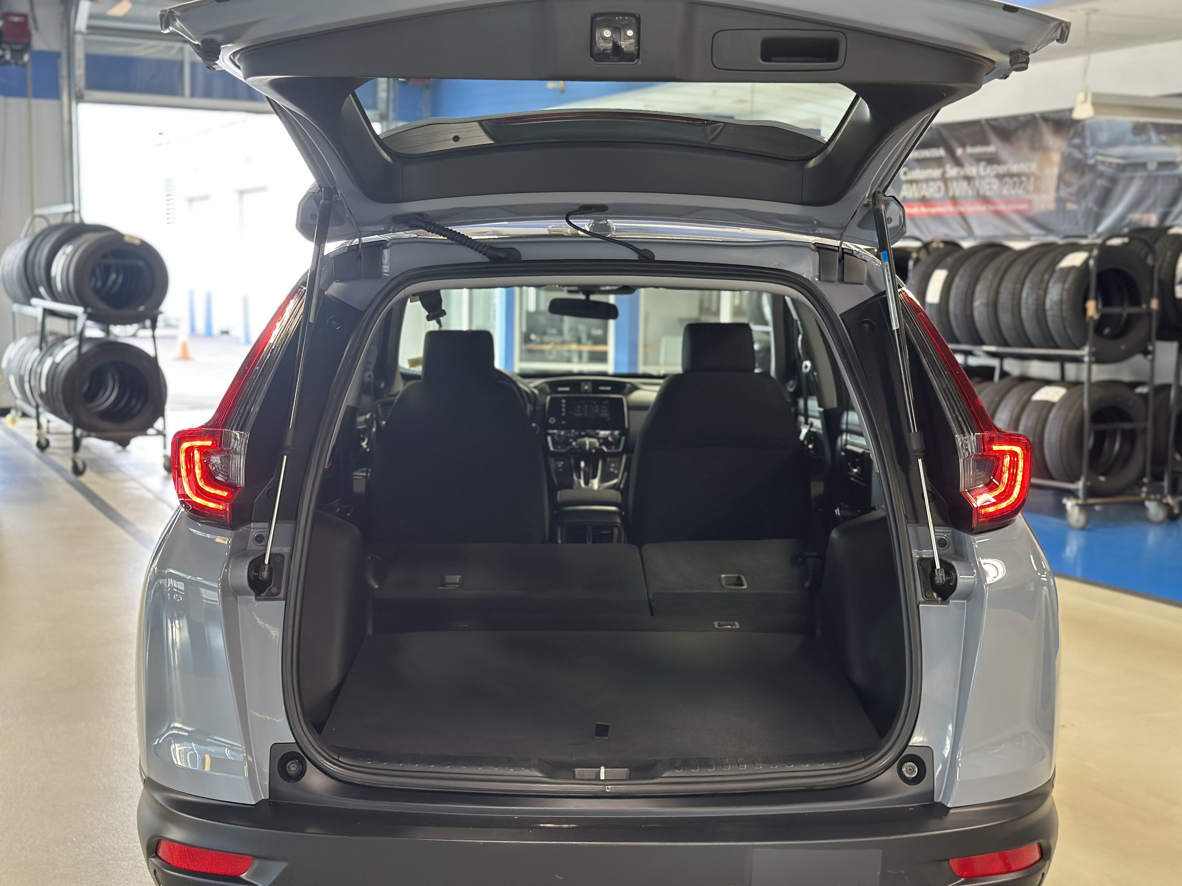 Used 2022 Honda CR-V Special Edition image 7