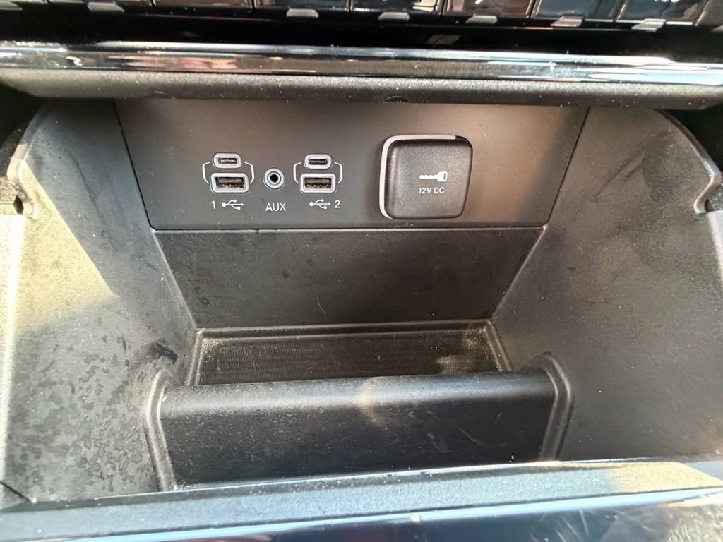 Used 2023 Jeep Grand Cherokee Limited image 26