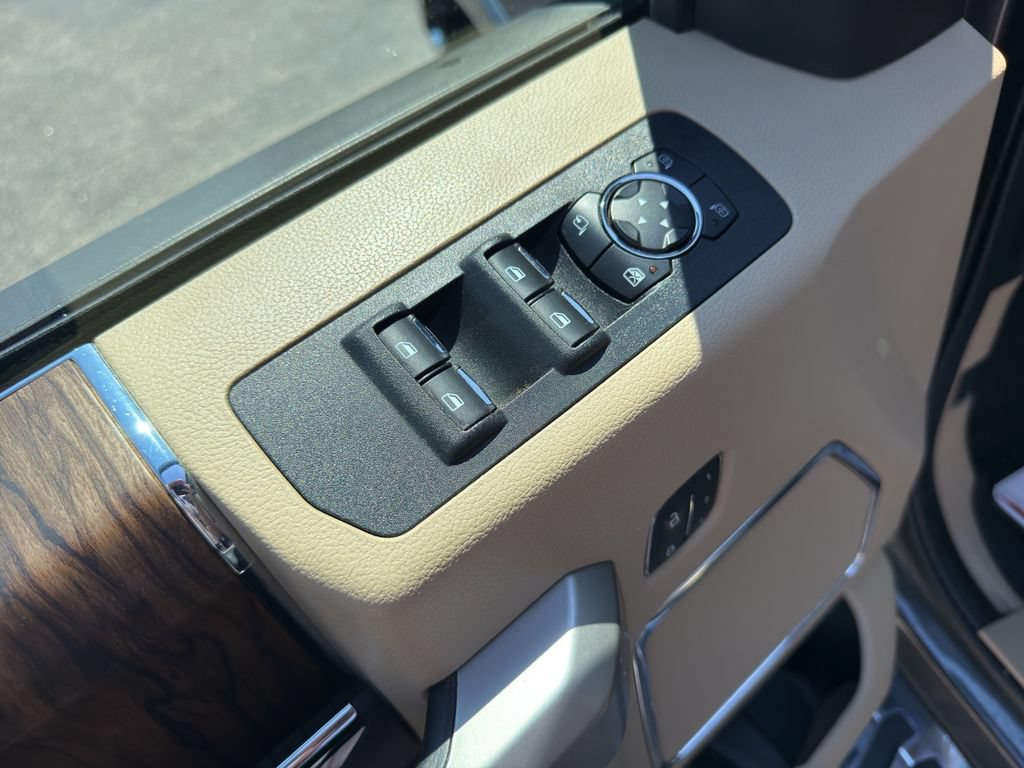 Used 2020 Ford F150 Lariat AWD/4WD image 12