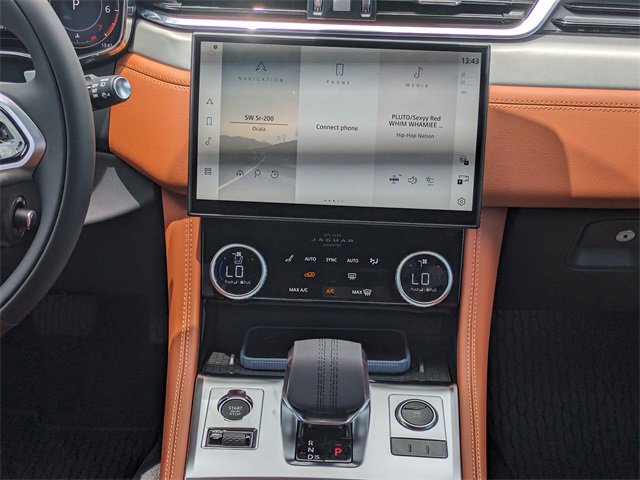 New 2026 Jaguar F-PACE R-Dynamic S image 13